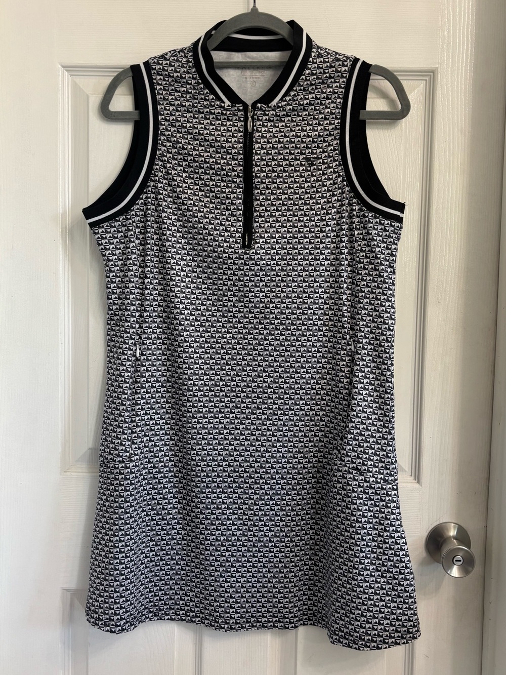 Maelreg Sleeveless Black & White Patterned Mini Polo Dress Large